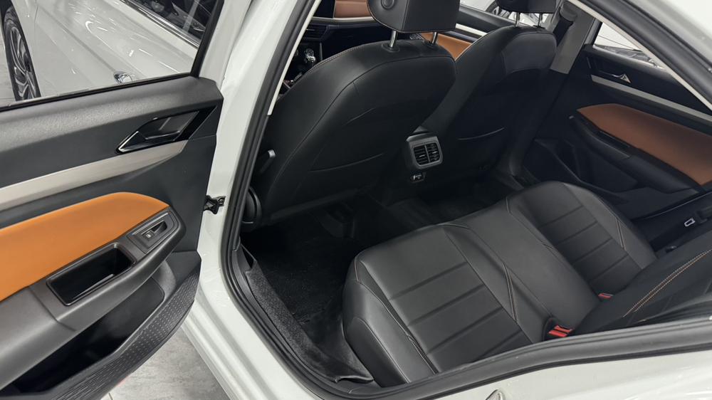 Volkswagen Bora 2023 #21 Volkswagen Bora 2023 صورة سيارة #21