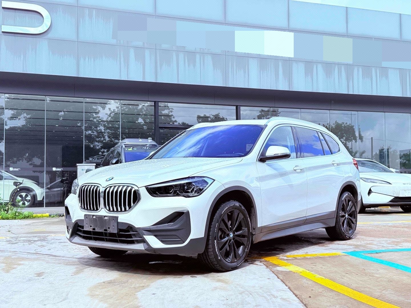 BMW X1 2020 BMW X1 2020 car image