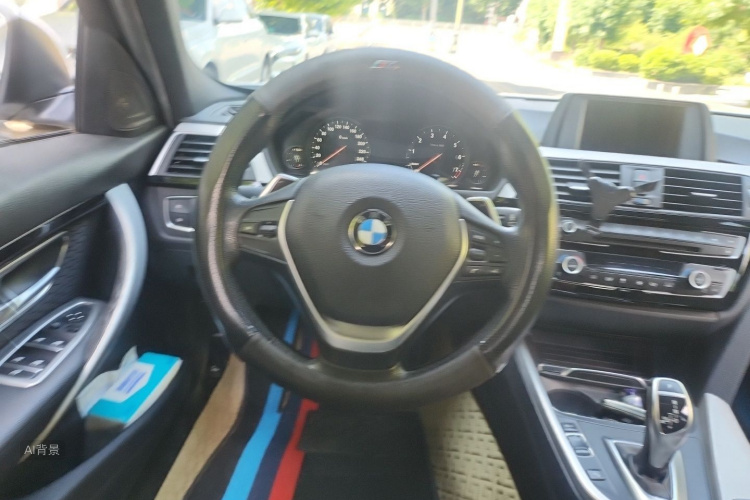 BMW 3 Series 2017 صورة سيارة #12