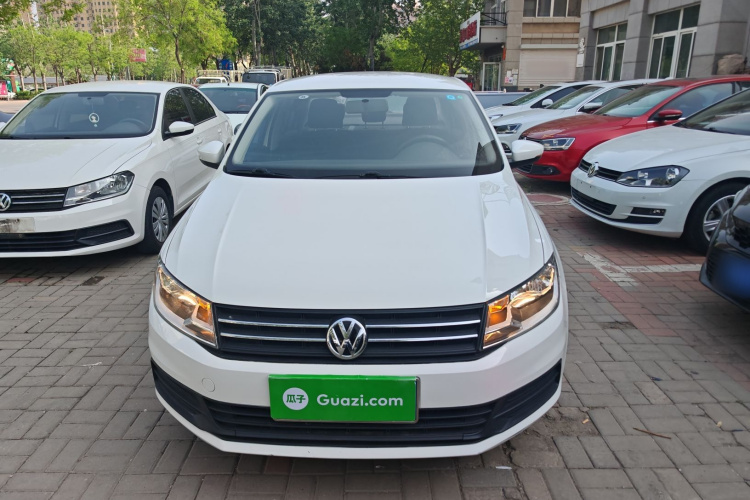 Volkswagen Santana 2017 car image #3