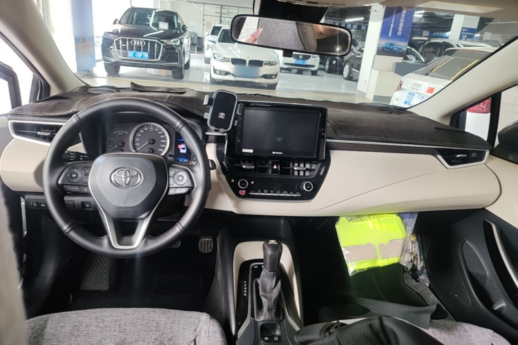 Toyota Corolla 2019 car image #10