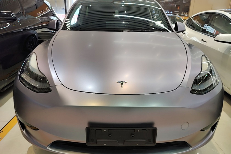 Tesla Model Y 2024 #3 Tesla Model Y 2024 car image #3