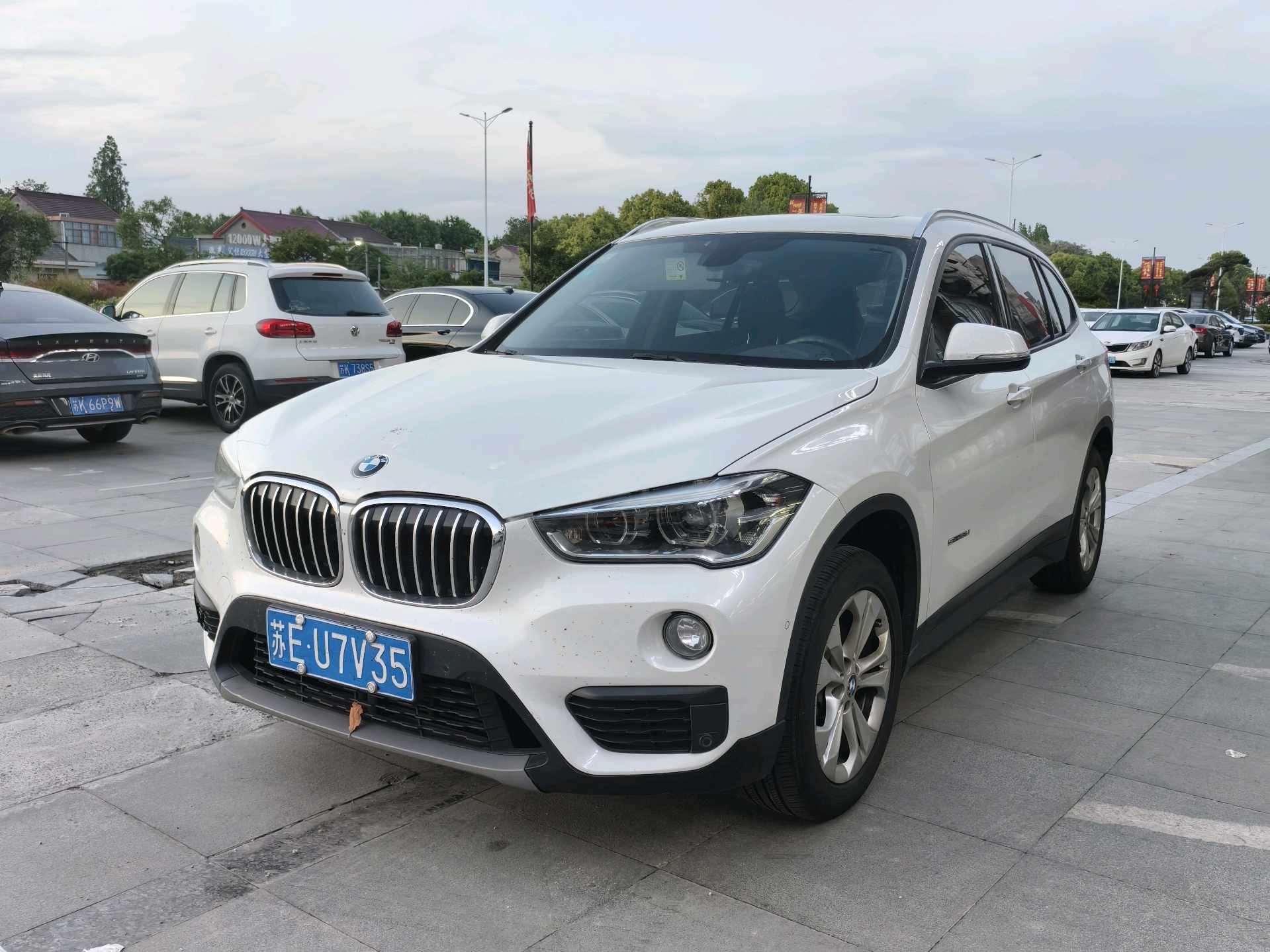 2017 car image 