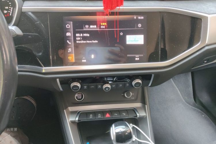 Audi Q3 2021 car image #15