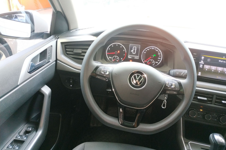 Volkswagen Polo 2021 #11 Volkswagen Polo 2021 car image #11