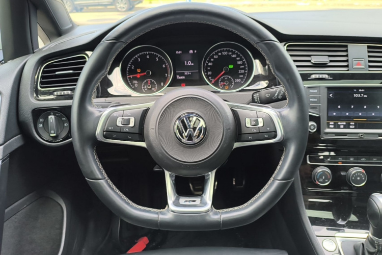Volkswagen Golf 2017 #11 Volkswagen Golf 2017 car image #11