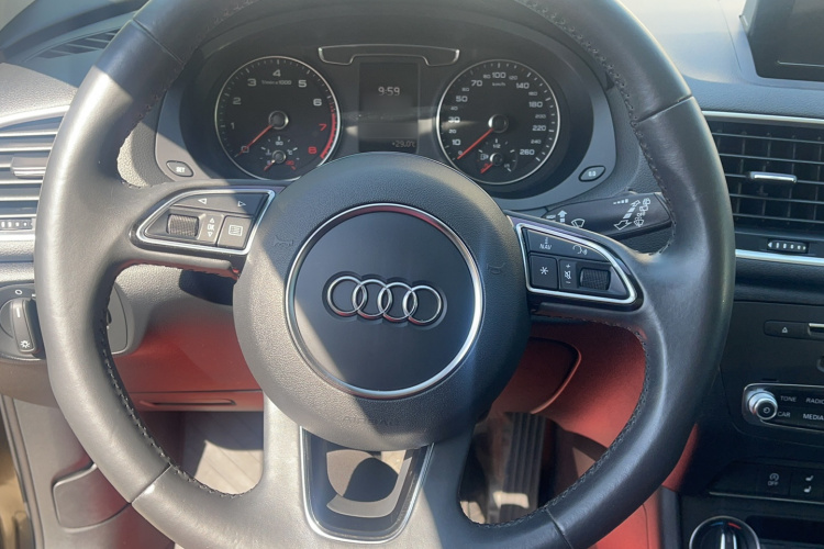 Audi Q3 2019 #16 Audi Q3 2019 car image #16