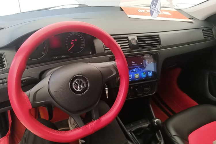 Volkswagen Santana 2022 car image #11