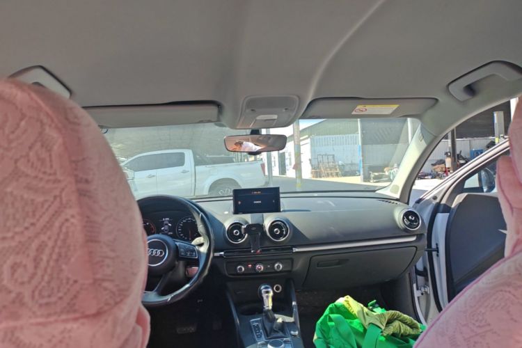 Audi A3 2019 imagen de coche #18
