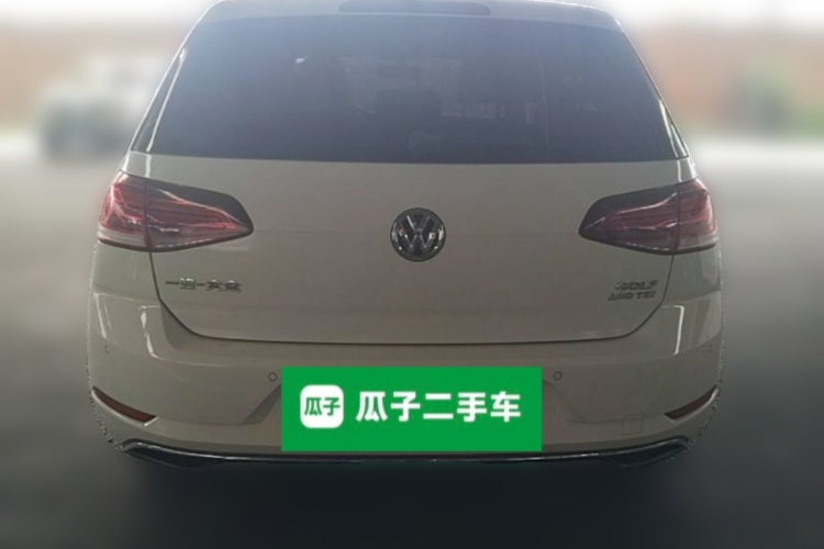 Volkswagen Golf 2020 car image #6