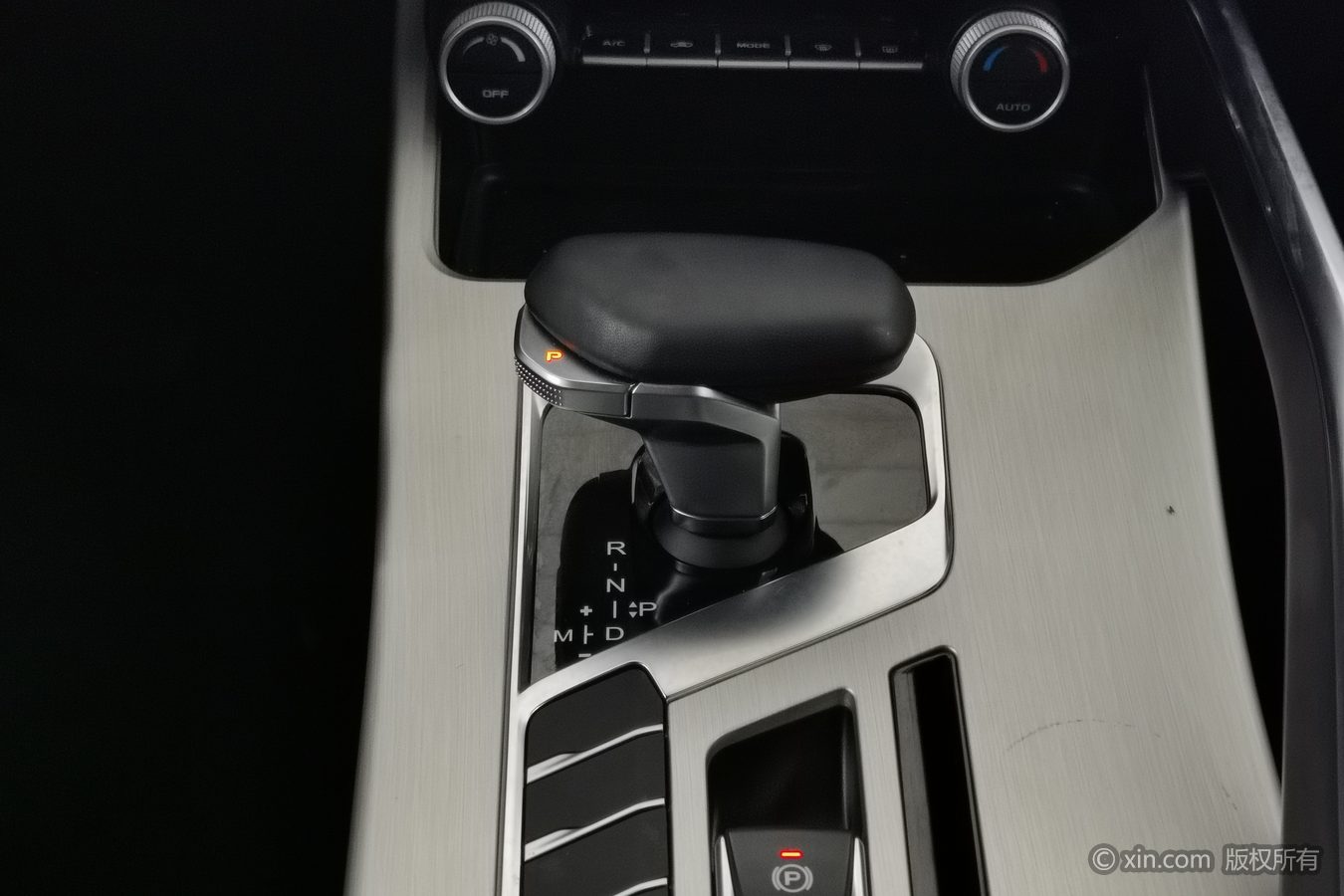 GEELY Coolray 2025 #14 GEELY Coolray 2025 immagine di auto #14