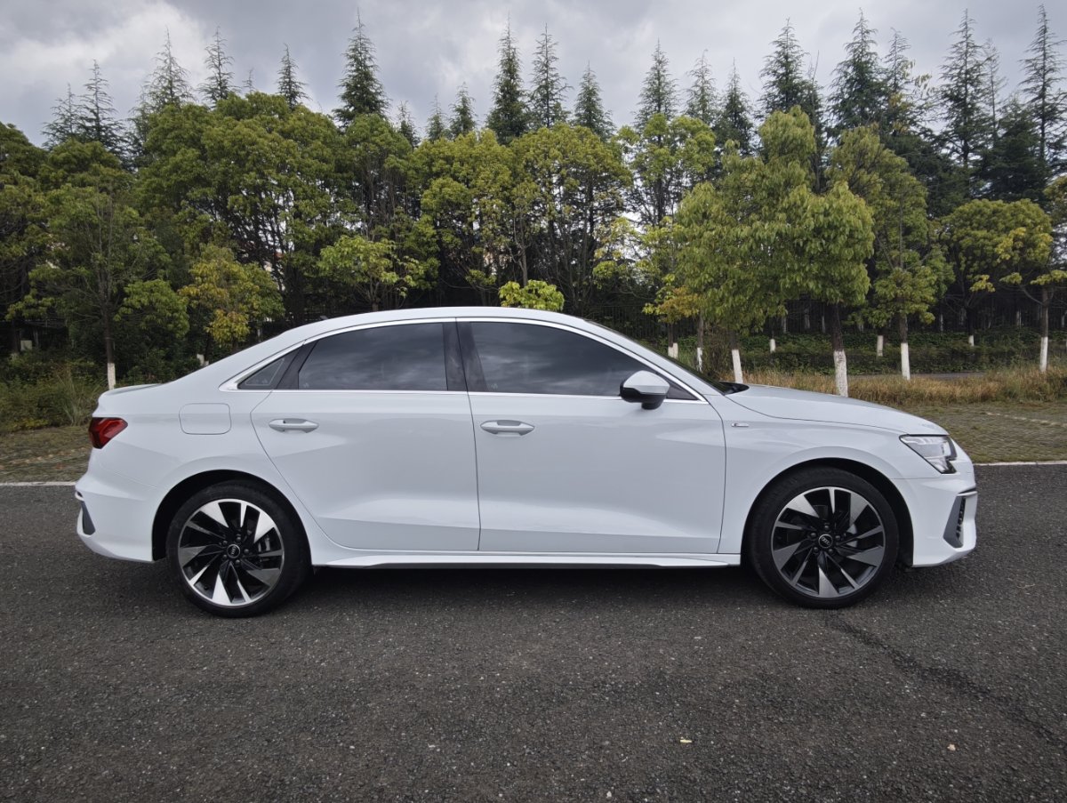Audi A3 2022 car image #4