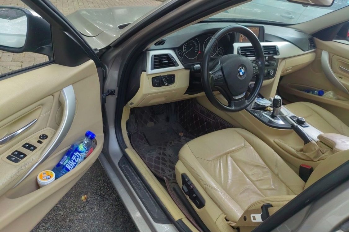 BMW 3 Series 2014 car image #23