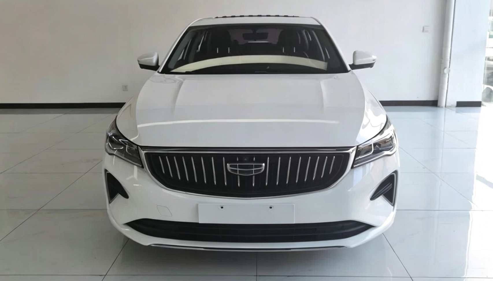 GEELY Emgrand 2022 car image #7