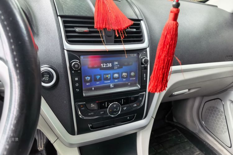 GEELY Emgrand 2015 car image #15