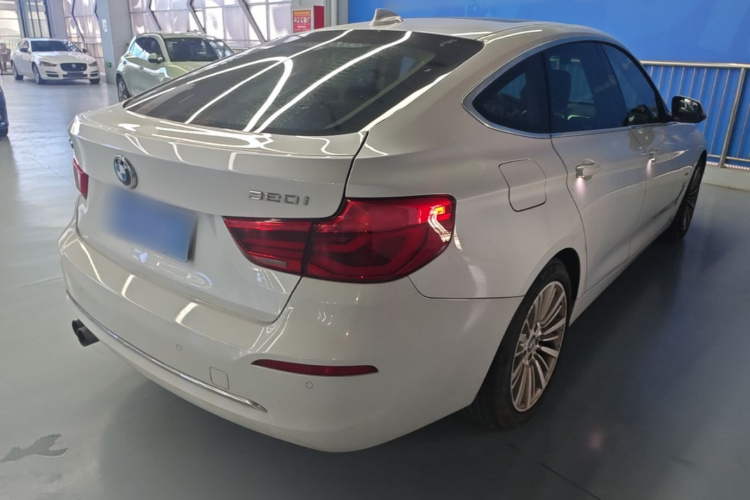 BMW 3 Series GT 2017 car image #7