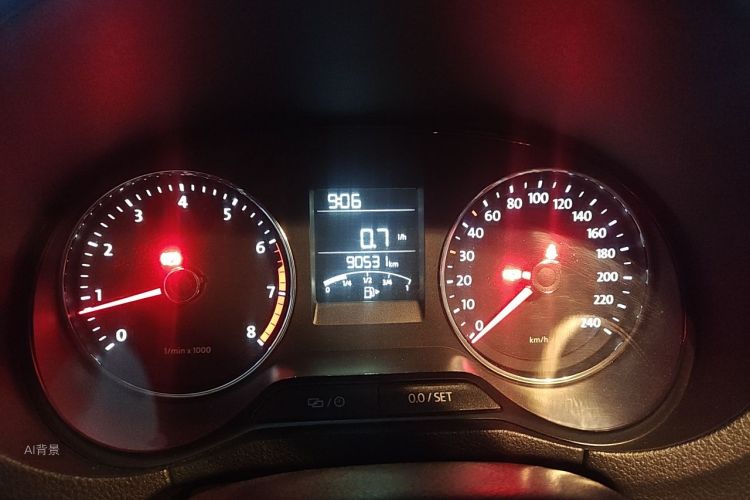 Volkswagen Polo 2015 car image #13