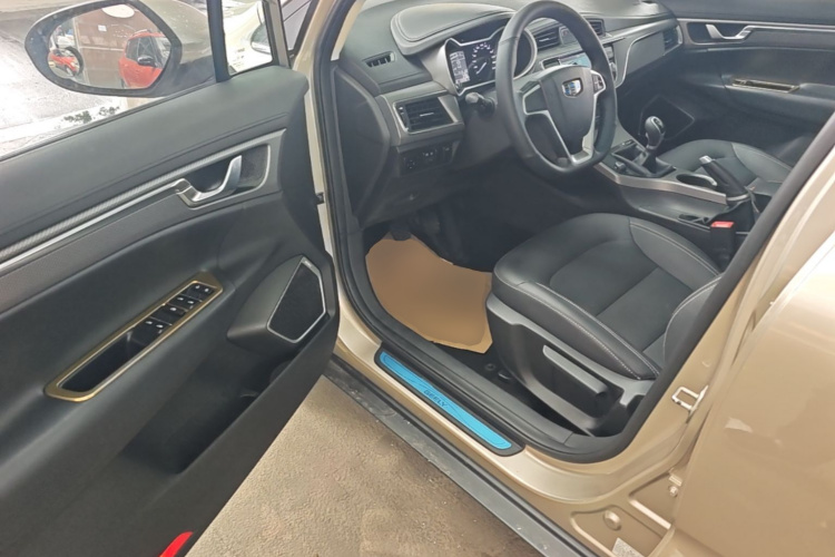 GEELY Emgrand GS 2017 image de voiture #12