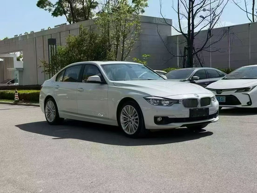 BMW 3 Series 2018 BMW 3 Series 2018 car image