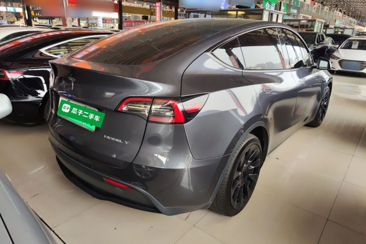 Tesla Model Y 2021 #7 Tesla Model Y 2021 immagine di auto #7