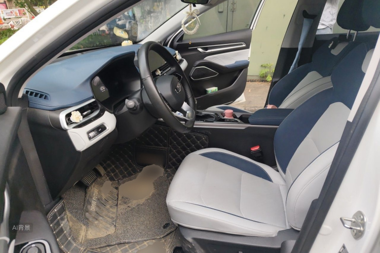 GEELY Emgrand 2021 car image #17