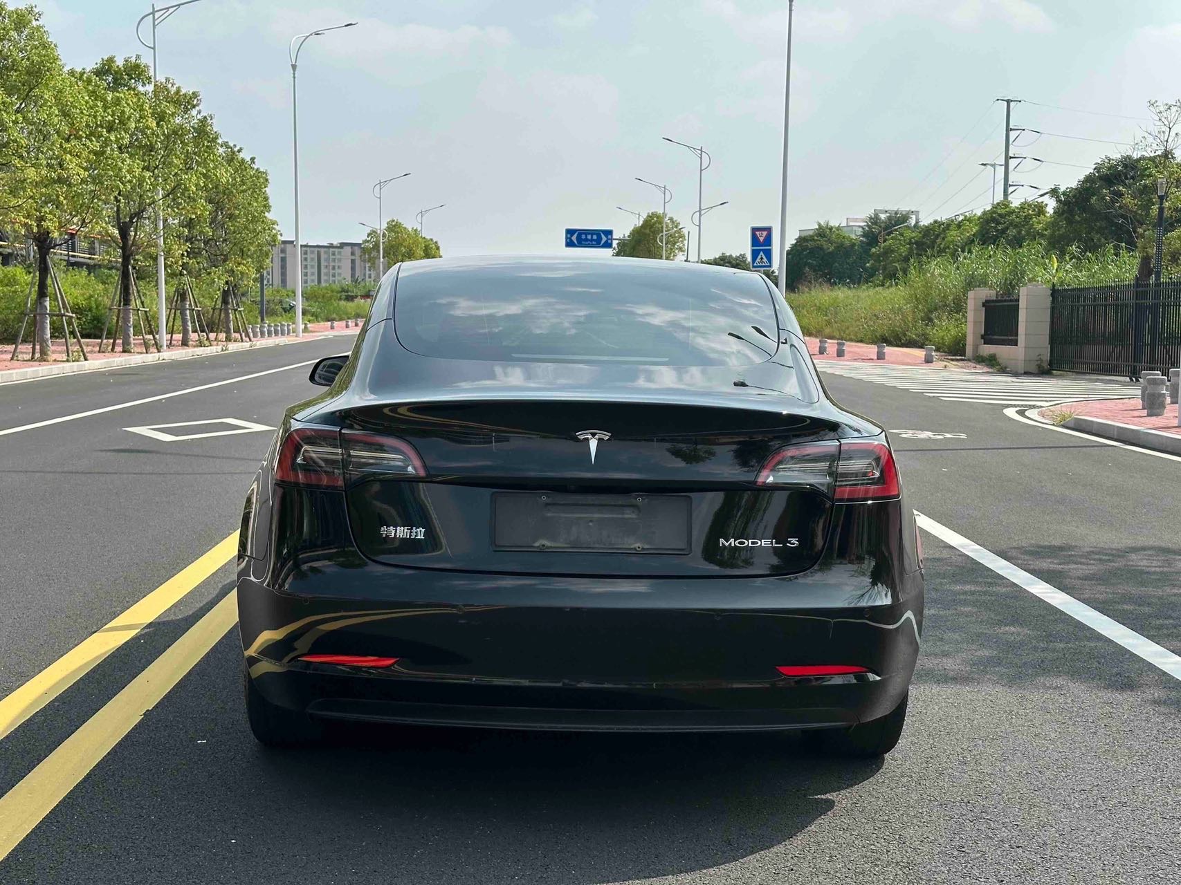 Tesla Model 3 2023 #6 Tesla Model 3 2023 car image #6