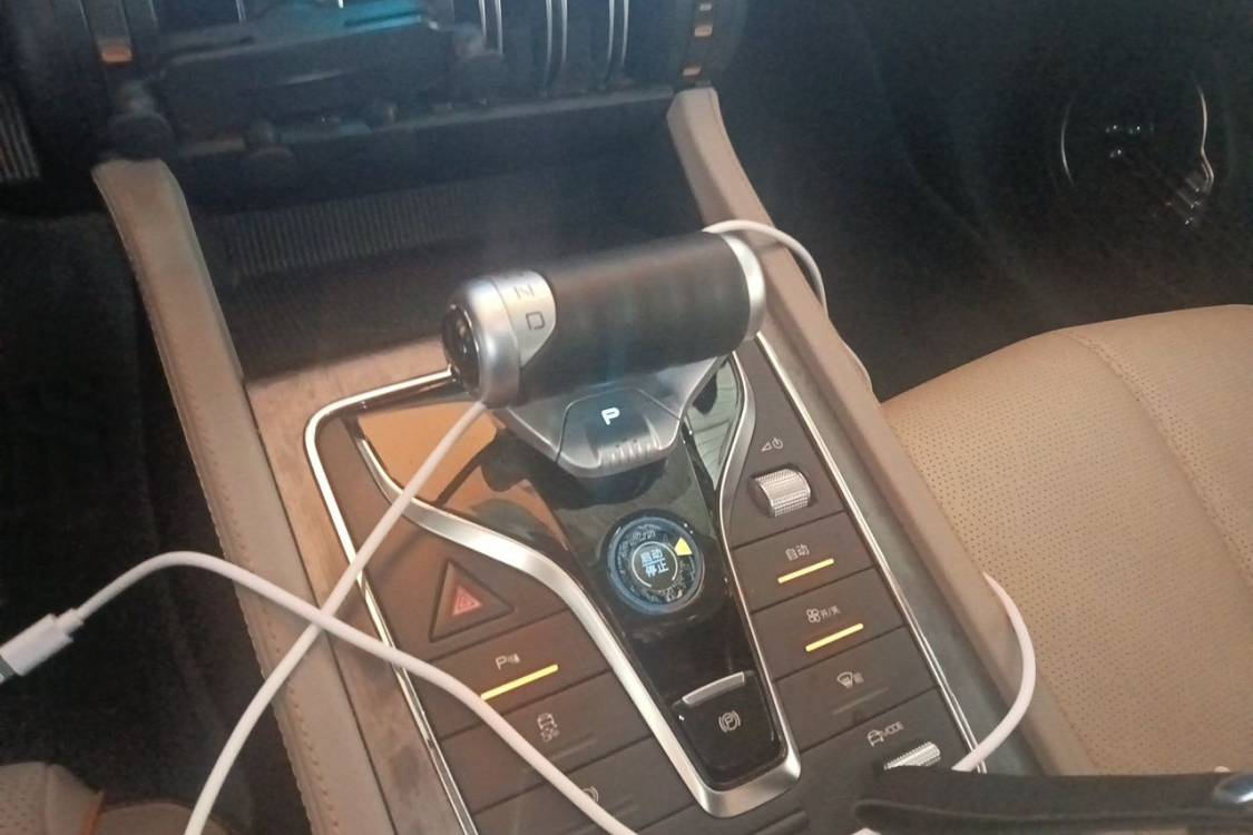 BYD Yuan Plus 2024 immagine di auto #27