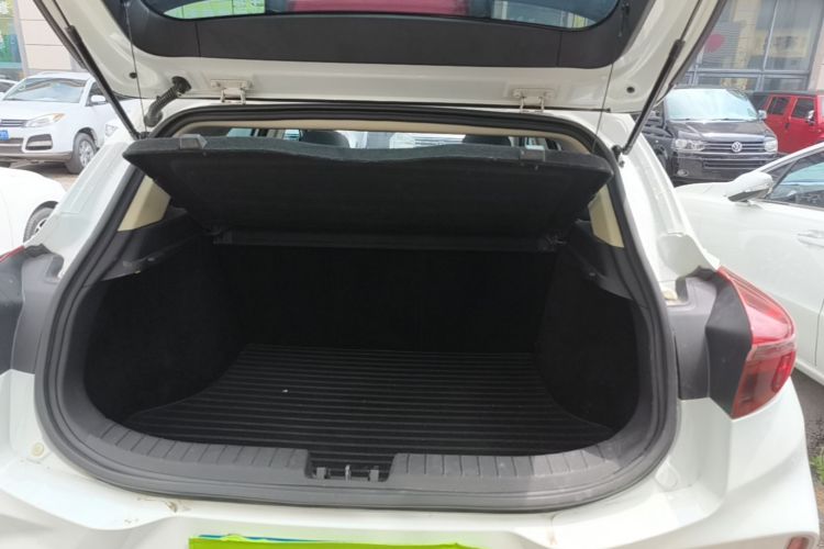 GEELY Emgrand GS 2020 car image #19