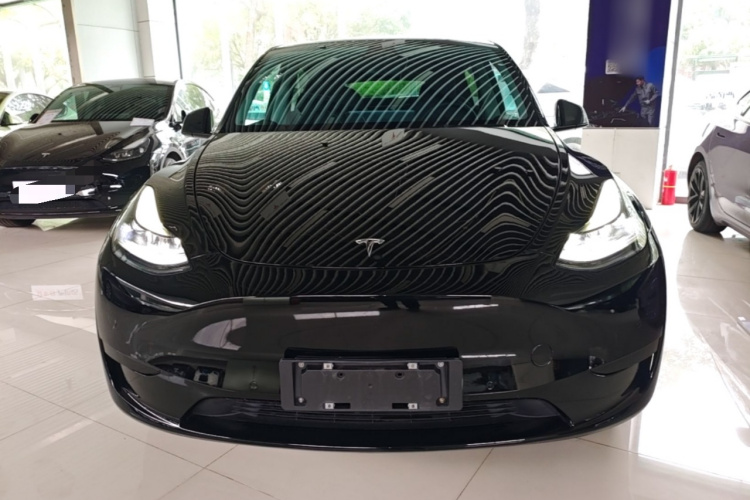 Tesla Model Y 2022 #3 Tesla Model Y 2022 car image #3