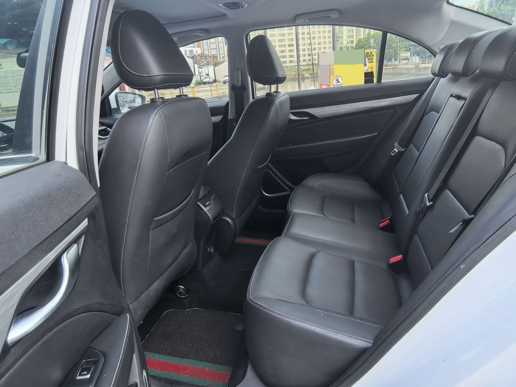 GEELY Emgrand 2019 صورة سيارة #5