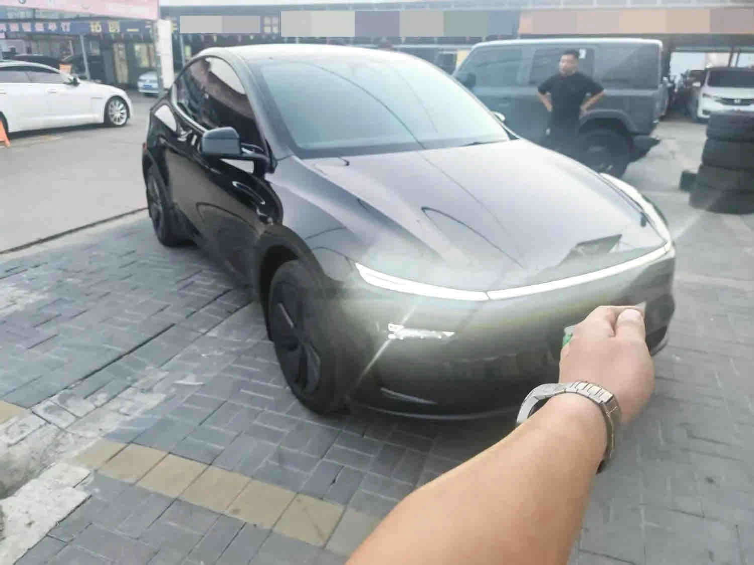Tesla Model Y 2026 #2 Tesla Model Y 2026 immagine di auto #2