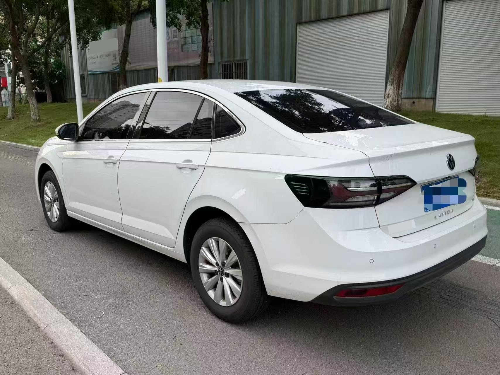 Volkswagen Lavida 2025 car image #3