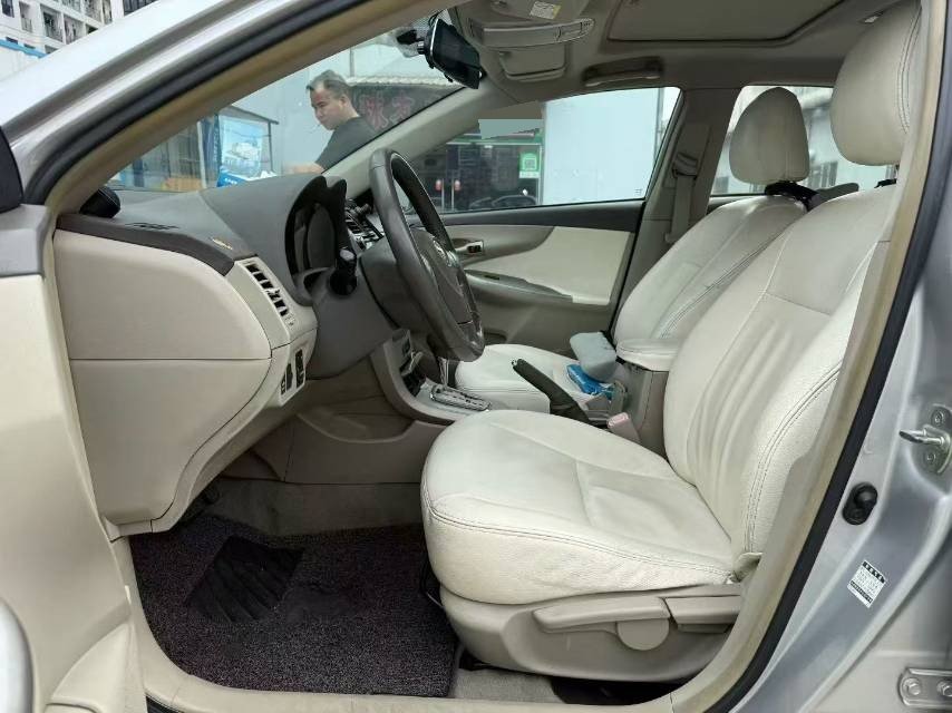 Toyota Corolla 2010 #2 Toyota Corolla 2010 car image #2