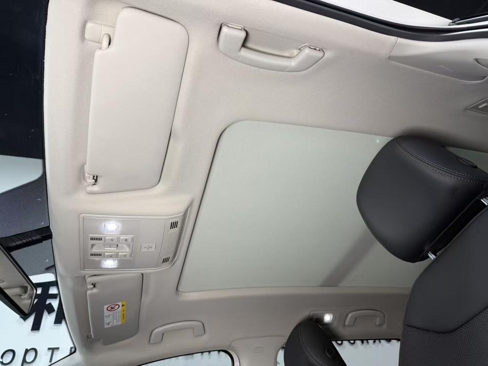 Volkswagen Tharu 2022 car image #18