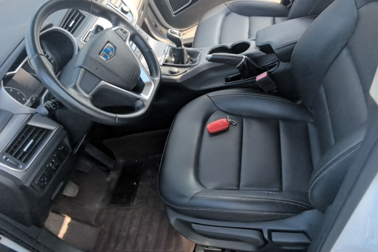 GEELY Emgrand GS 2016 car image #15