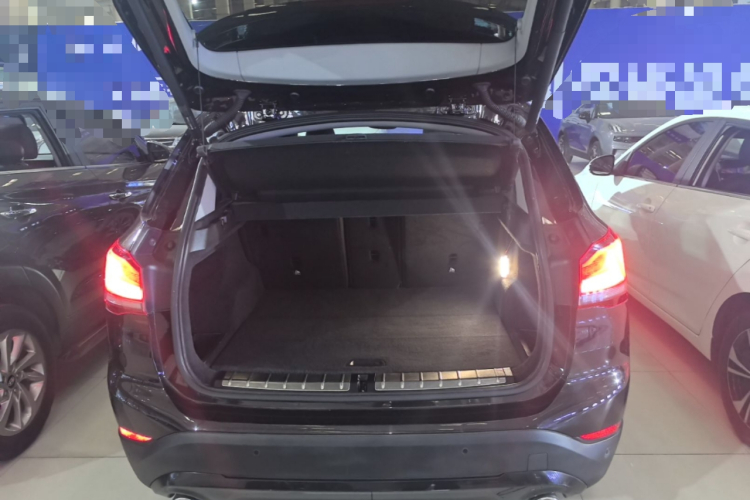 BMW X1 2019 #19 BMW X1 2019 car image #19