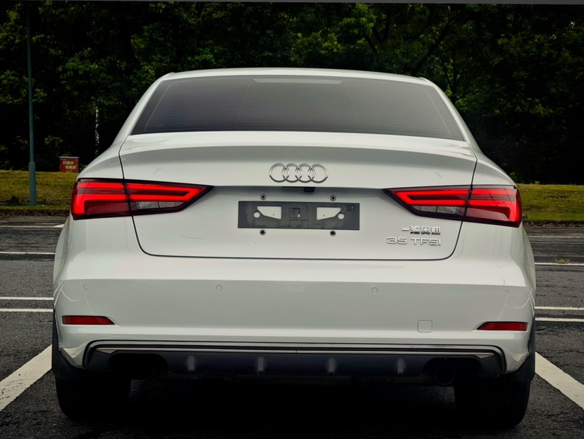 Audi A3 2016 car image #4