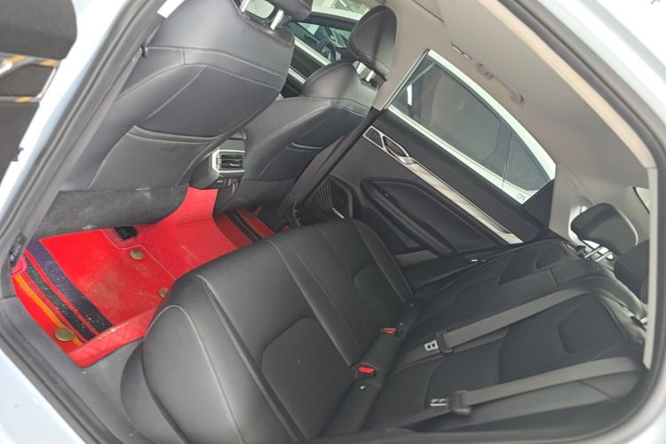 GEELY Emgrand L HiP 2022 صورة سيارة #17