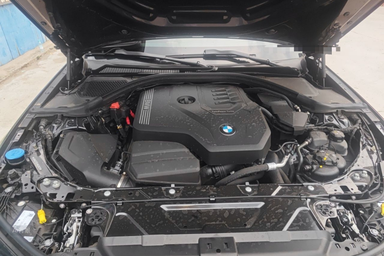 BMW 3 Series 2025 #22 BMW 3 Series 2025 car image #22