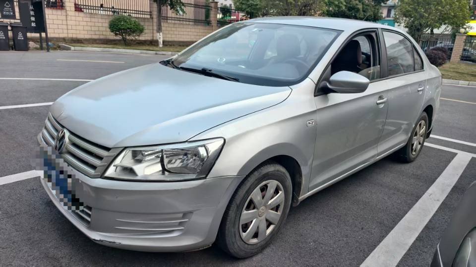 Volkswagen Santana 2015 car image 