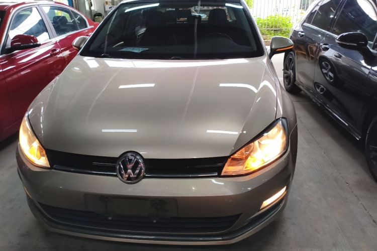 Volkswagen Golf 2016 car image #3