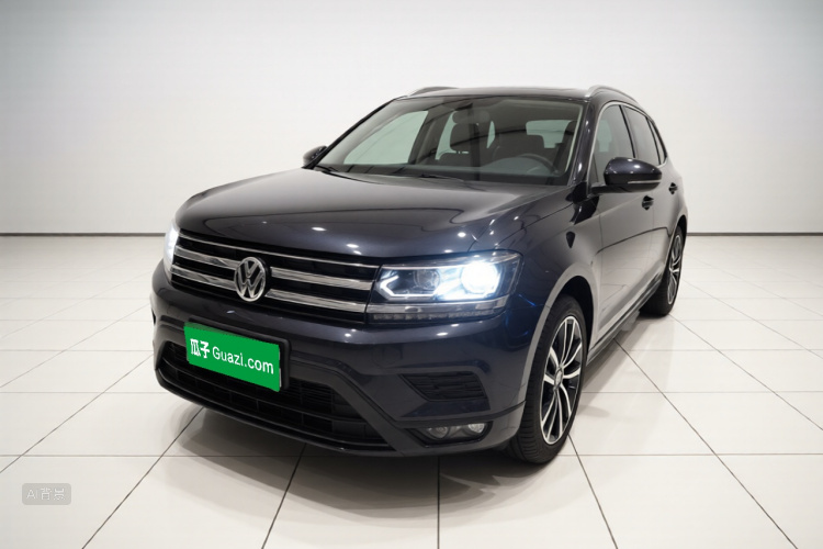 Volkswagen Tharu 2019 car image #2