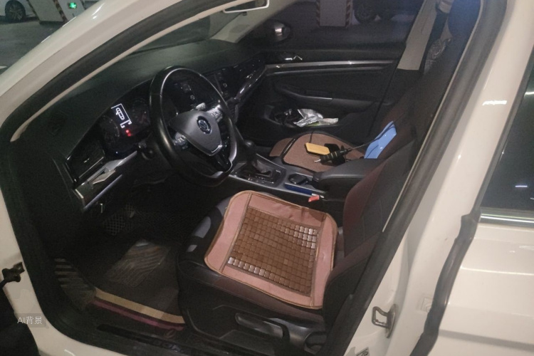 Volkswagen Bora 2019 car image #17