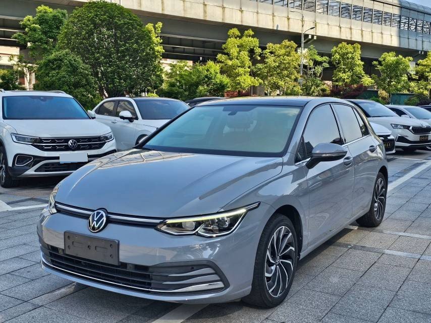 Volkswagen Golf 2022 car image 