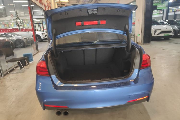 BMW 3 Series 2018 #19 BMW 3 Series 2018 car image #19