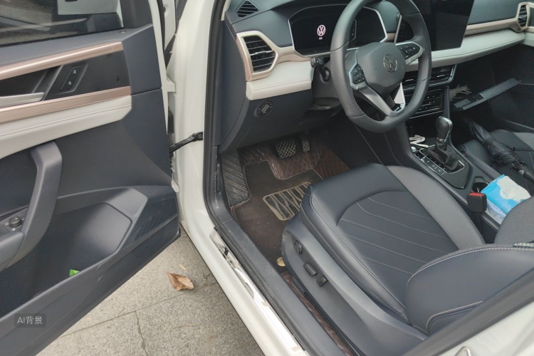 Volkswagen Tharu 2024 car image #18