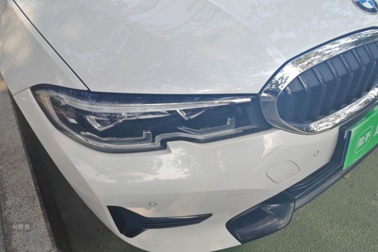 BMW 3 Series 2021 car image #8