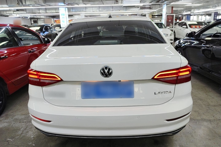 Volkswagen Lavida 2019 #6 Volkswagen Lavida 2019 car image #6