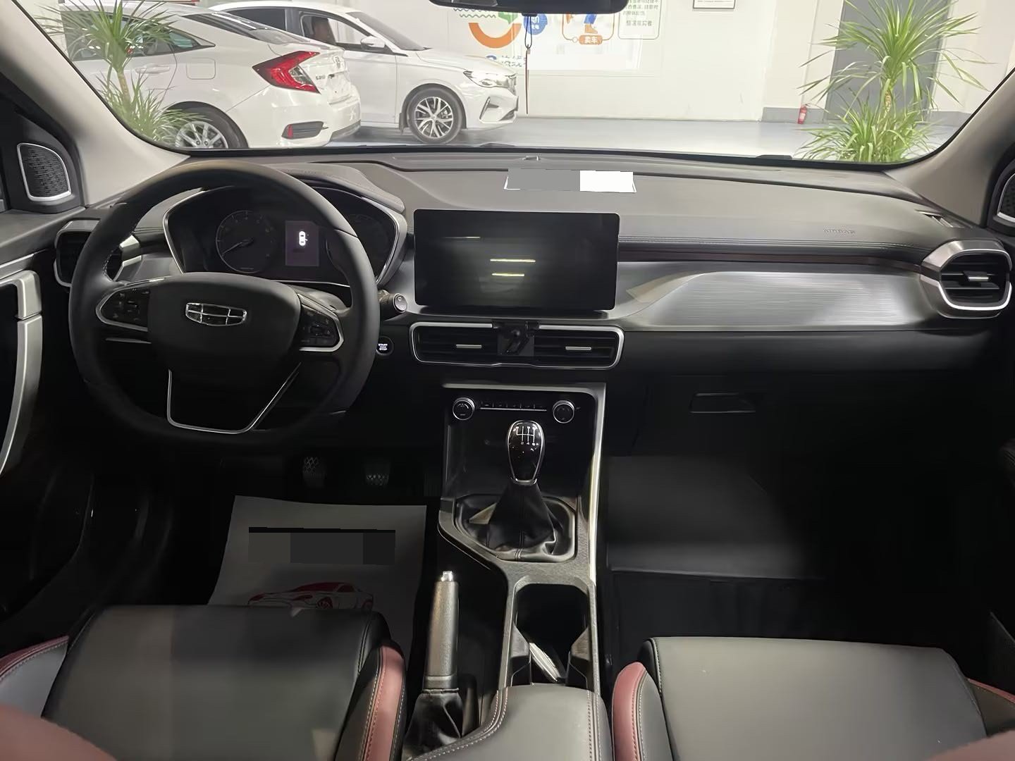 GEELY Coolray 2022 صورة سيارة #3