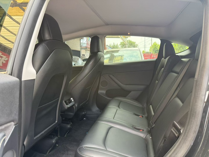 Tesla Model Y 2021 #4 Tesla Model Y 2021 car image #4
